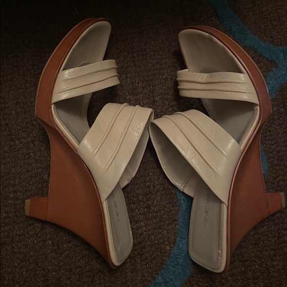 Nine West Leather Beige Strappy Heels - Picture 1 of 4